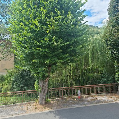 Au Pont De La Gineze Bed and Breakfast Barjac  Εξωτερικό φωτογραφία