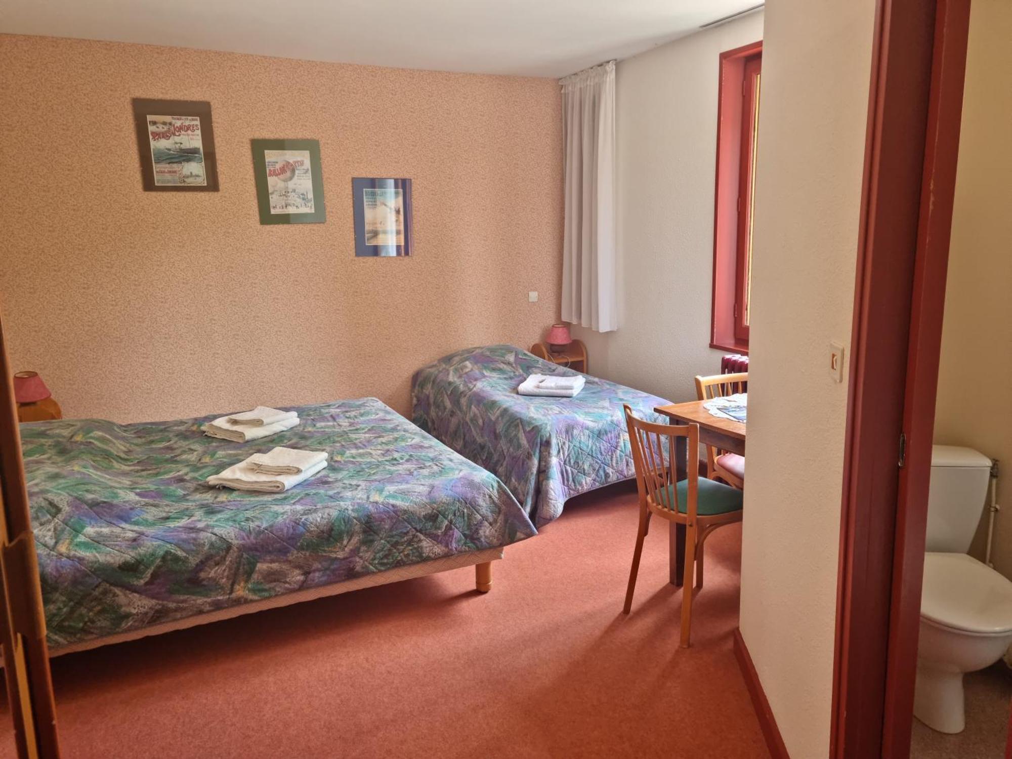 Au Pont De La Gineze Bed and Breakfast Barjac  Εξωτερικό φωτογραφία
