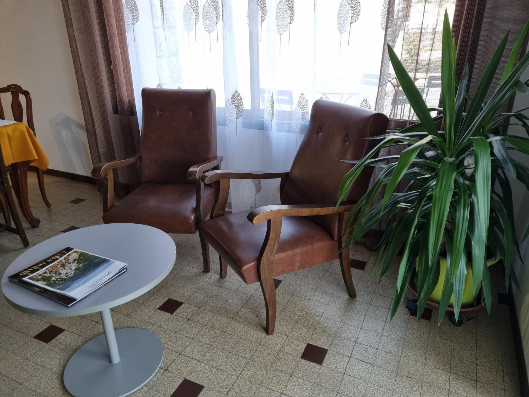 Au Pont De La Gineze Bed and Breakfast Barjac  Εξωτερικό φωτογραφία
